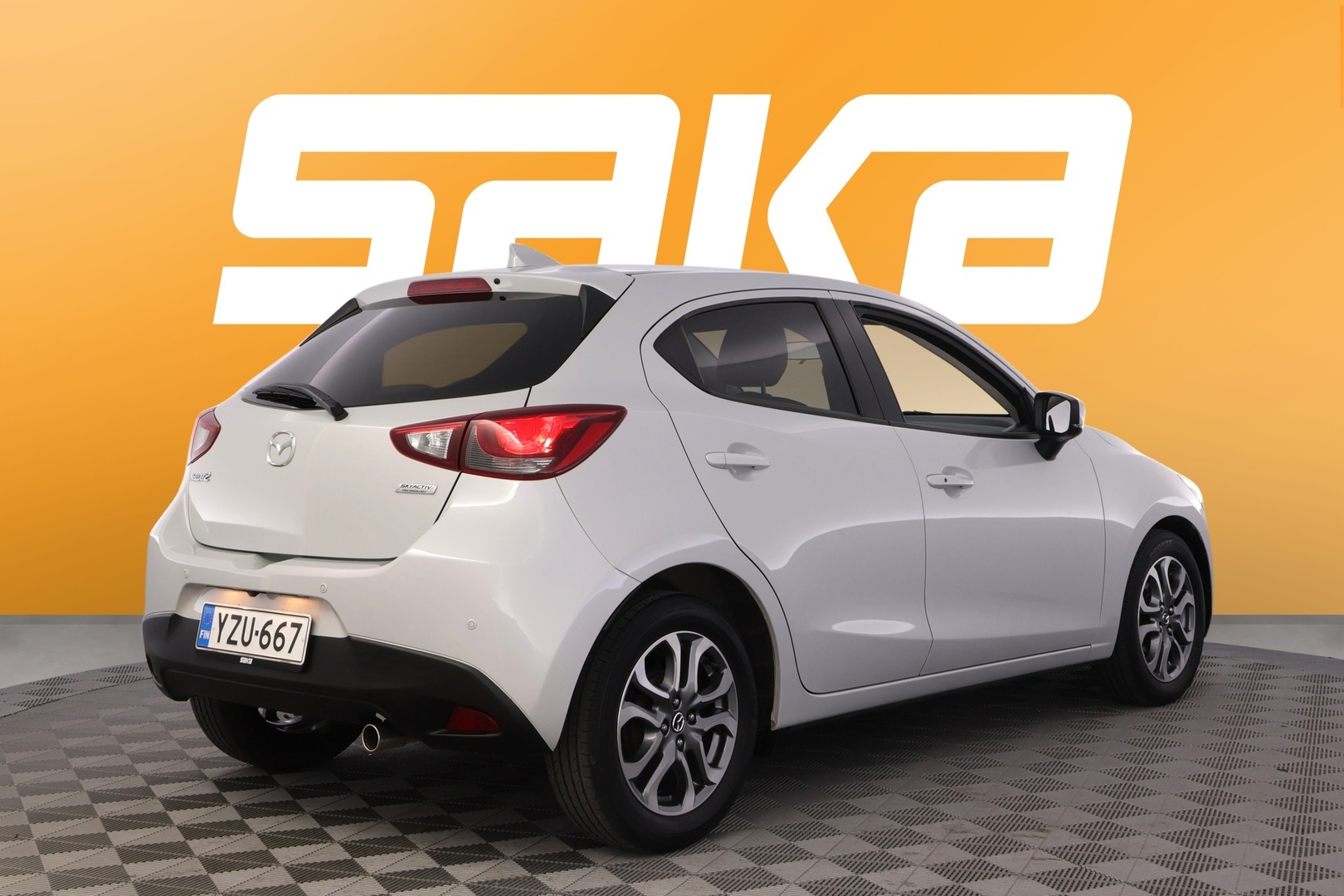 MAZDA 2 2019