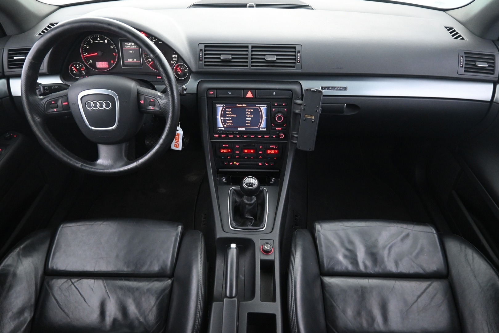 AUDI A4 2005