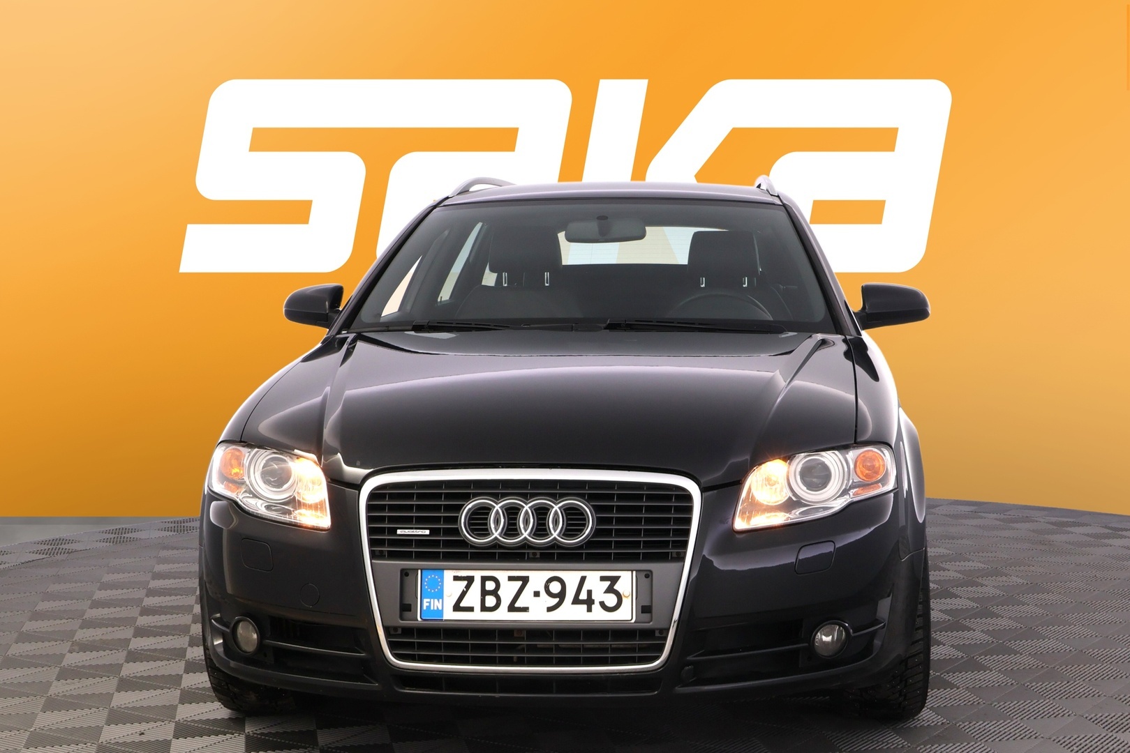 AUDI A4 2005