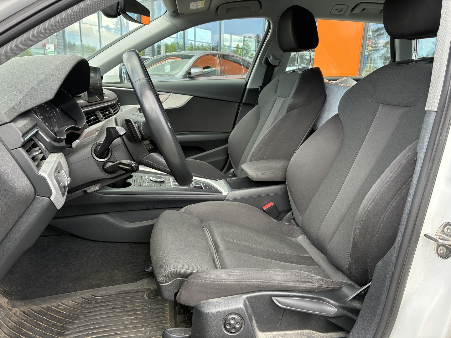 AUDI A4 2018