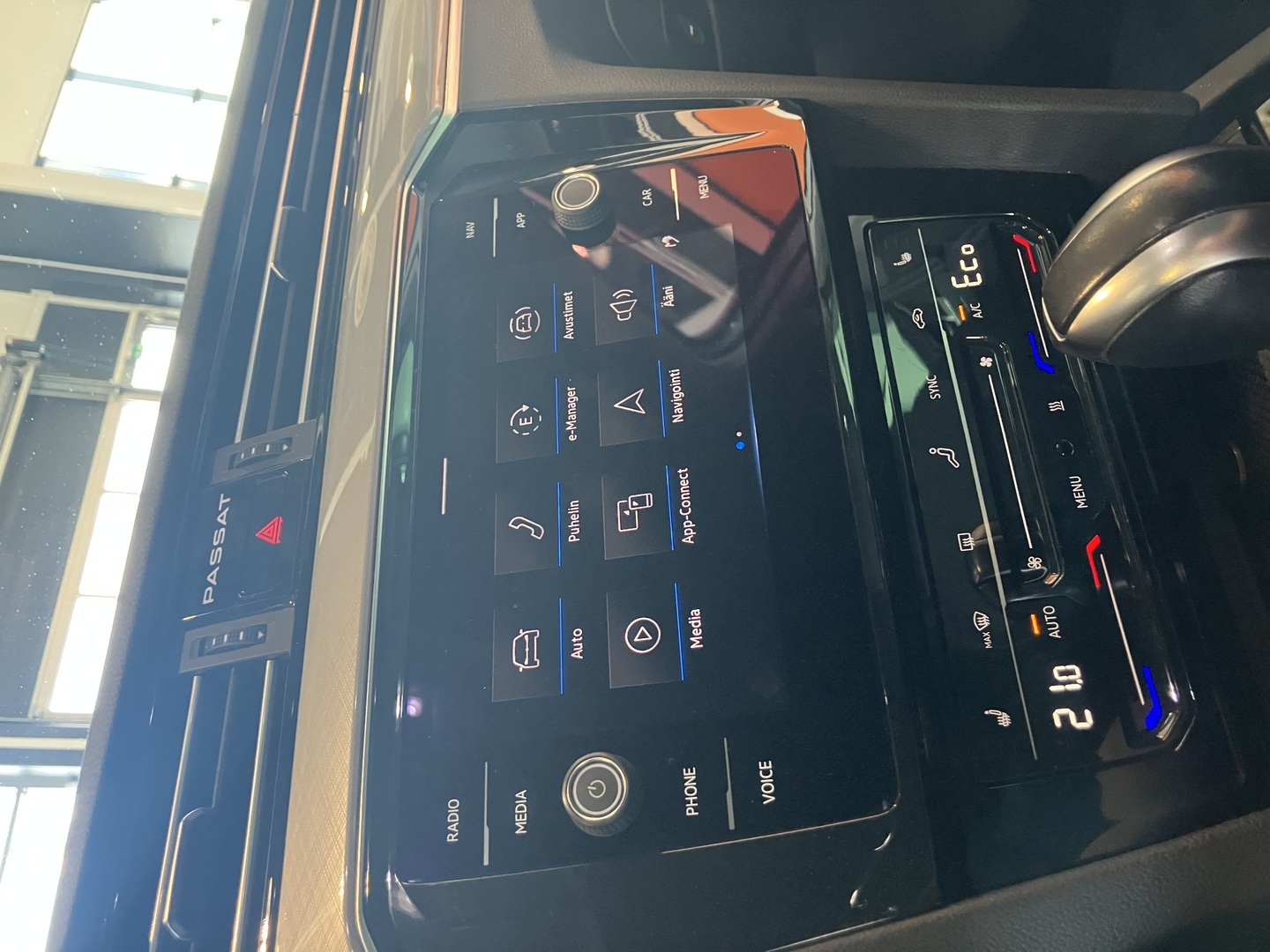 VOLKSWAGEN Passat 2021