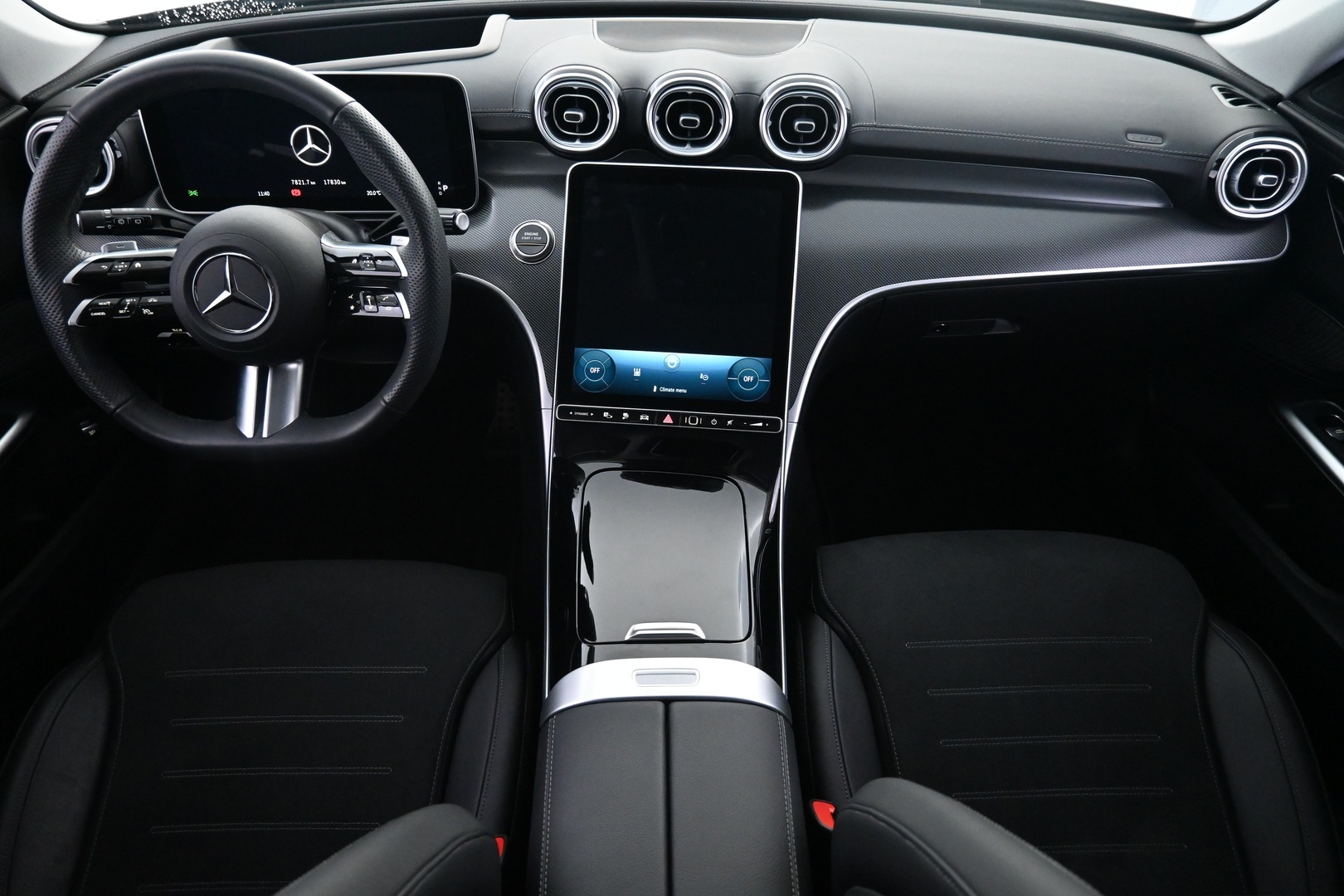 MERCEDES-BENZ C 2025
