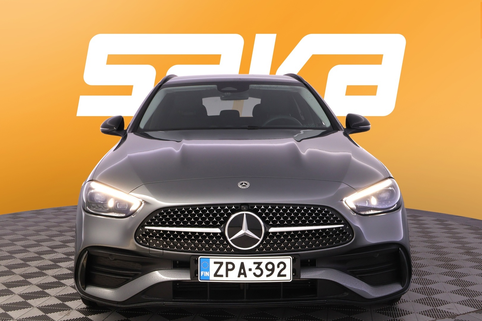 MERCEDES-BENZ C 2025