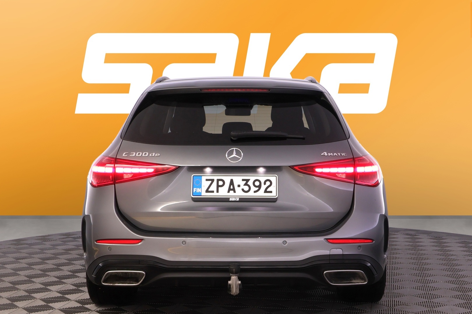 MERCEDES-BENZ C 2025