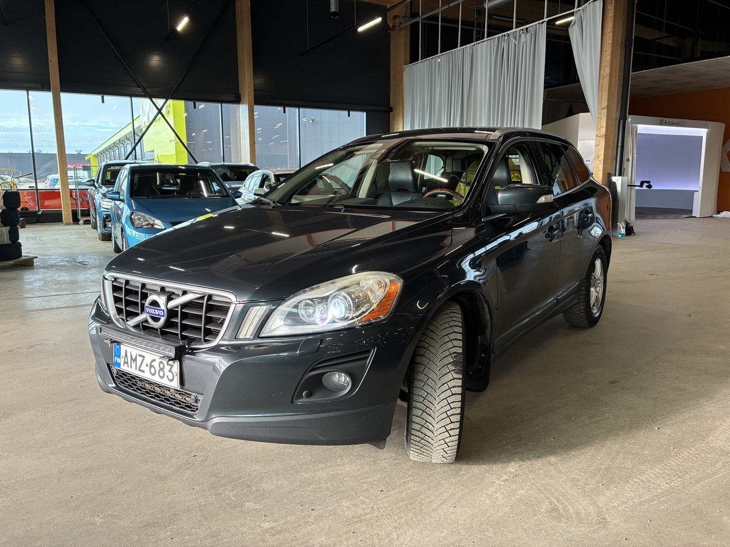 VOLVO XC60 2010