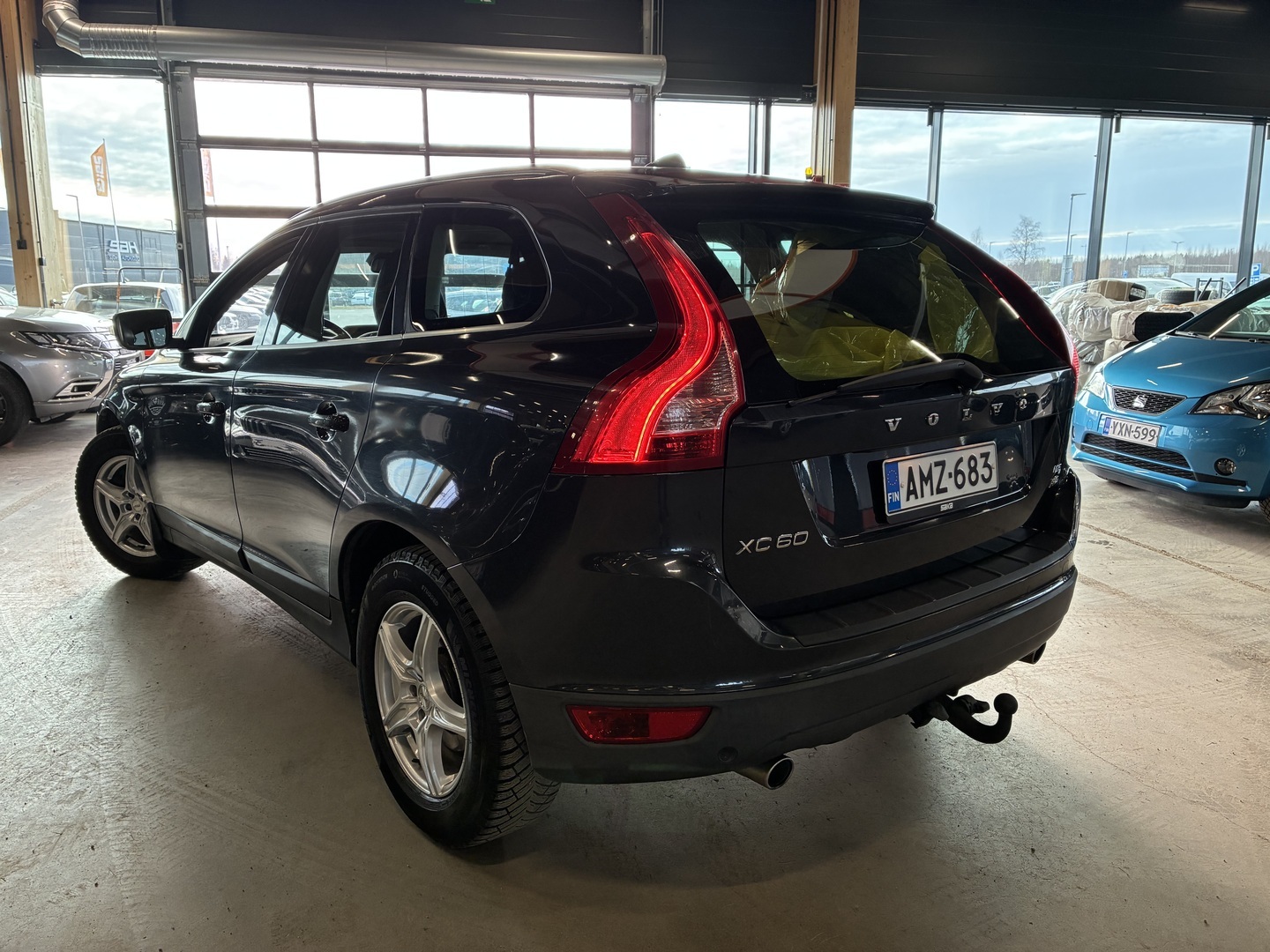 VOLVO XC60 2010