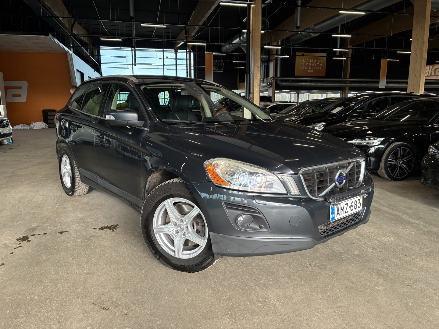VOLVO XC60 2010