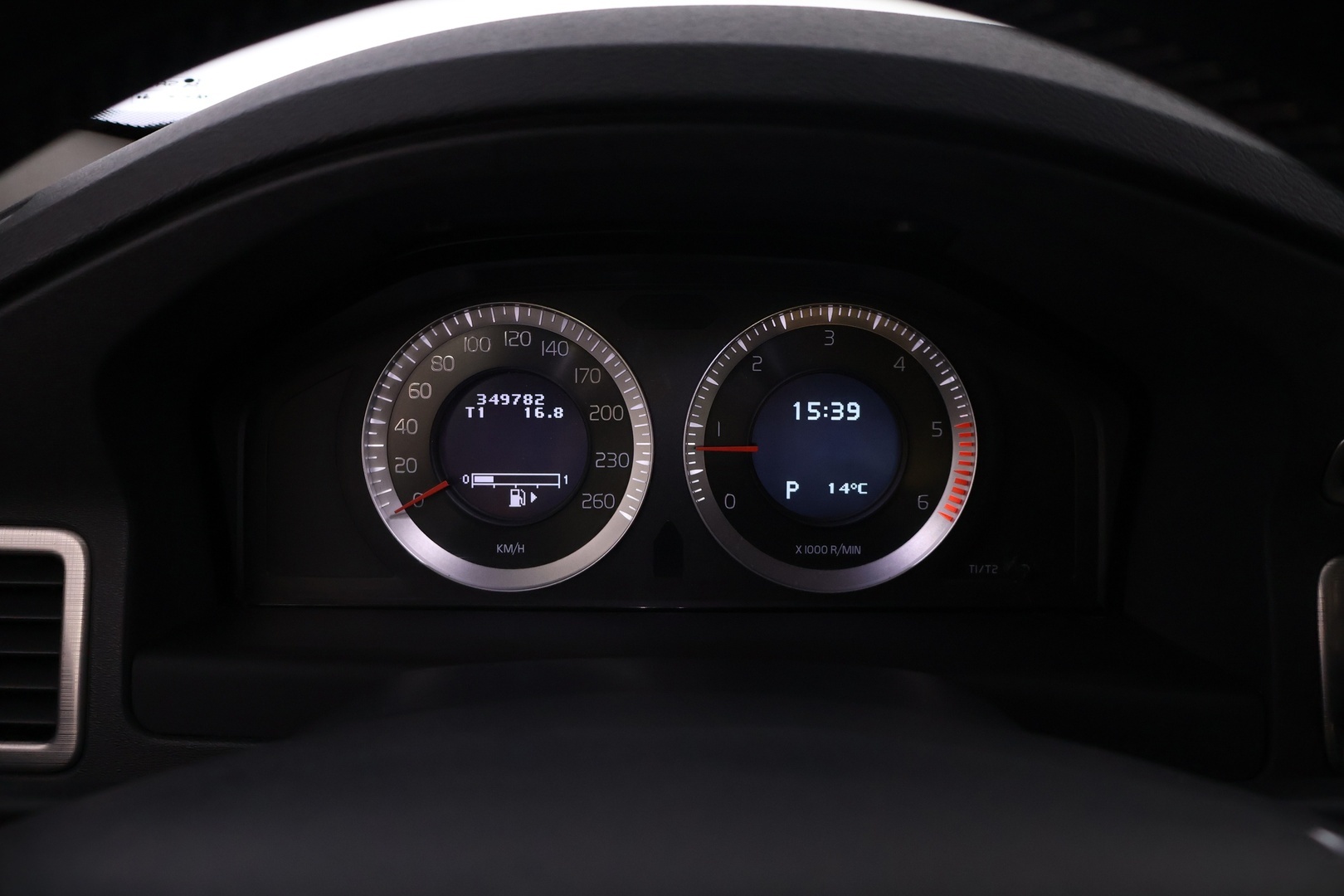 VOLVO S80 2011