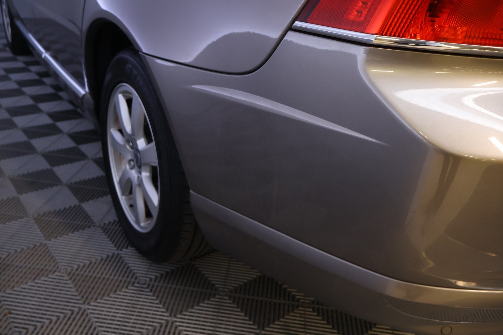 VOLVO S80 2011