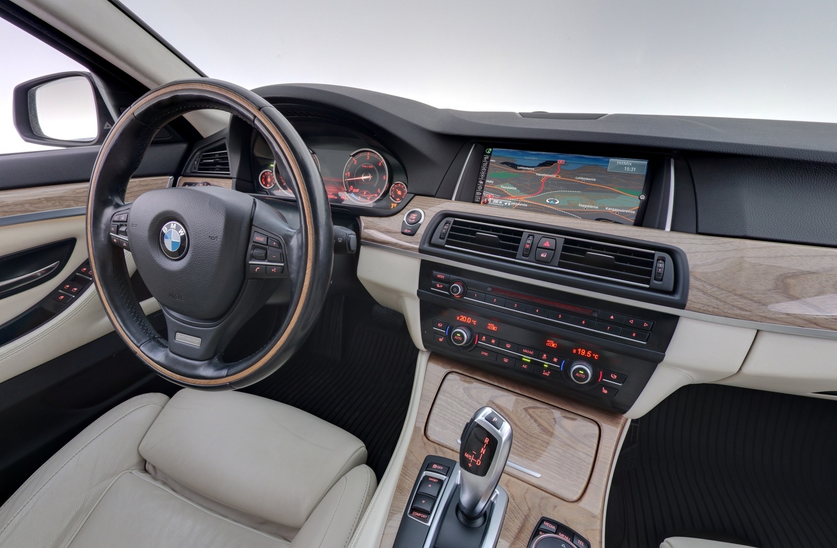 BMW 530 2015