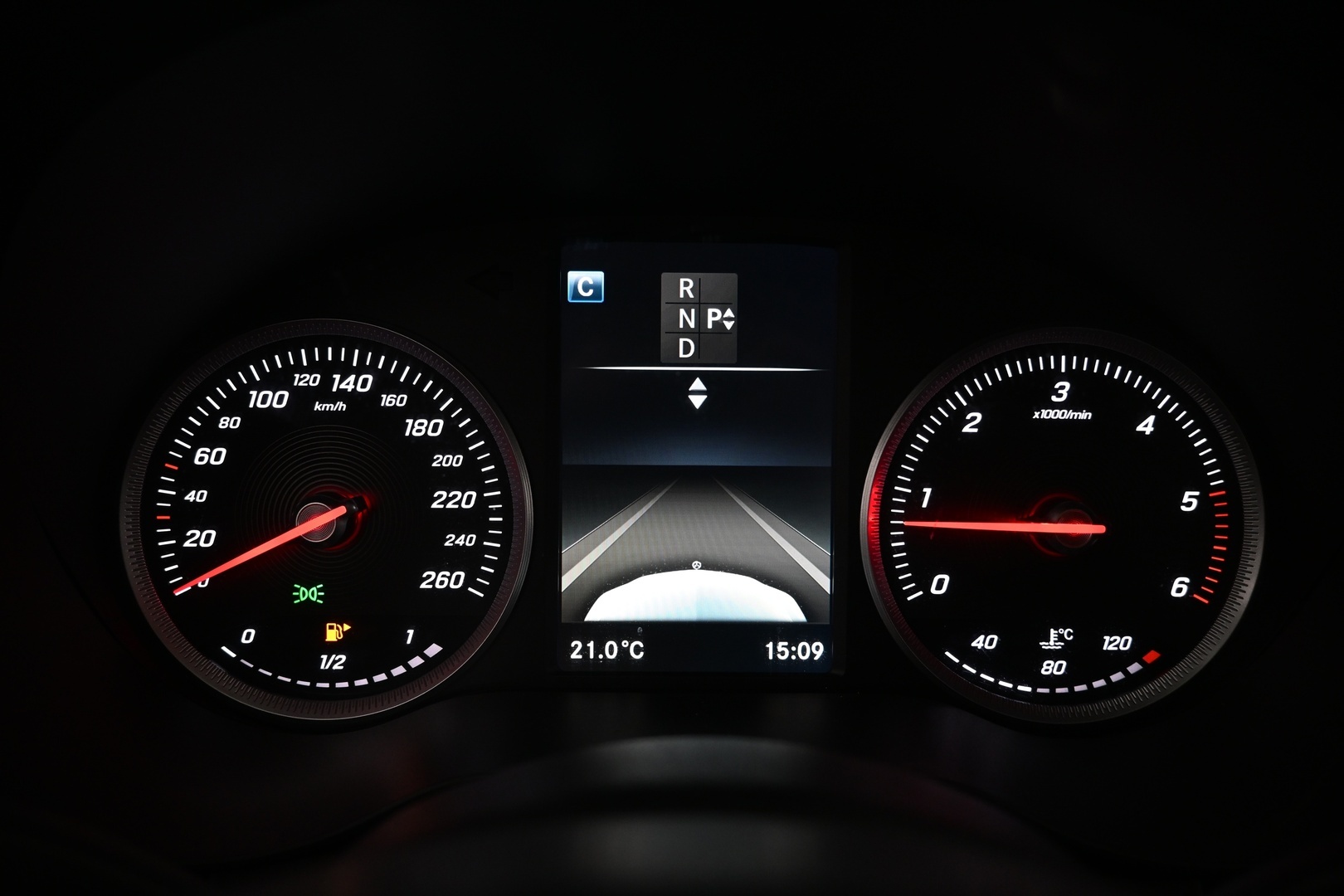 MERCEDES-BENZ C 2018