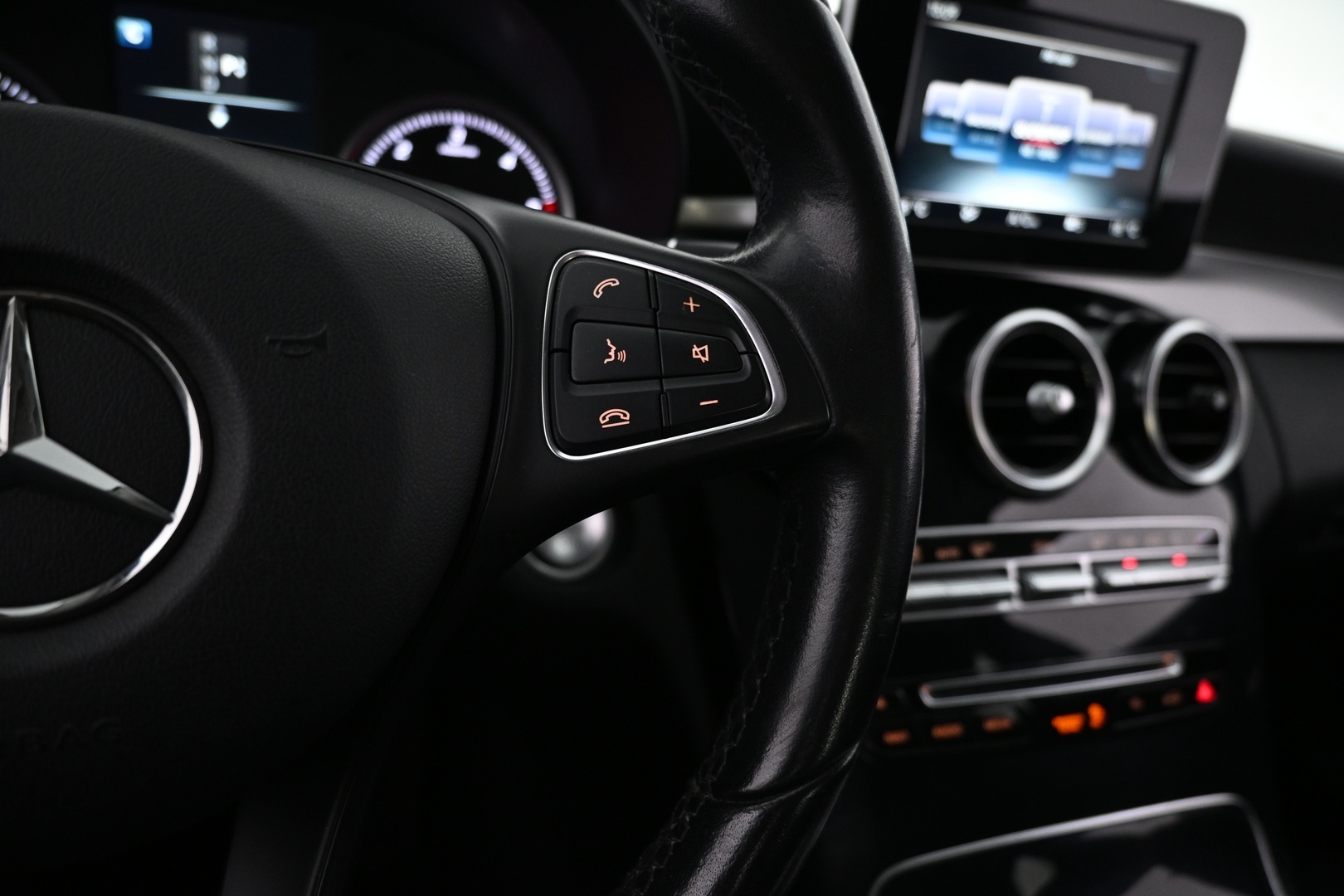 MERCEDES-BENZ C 2018