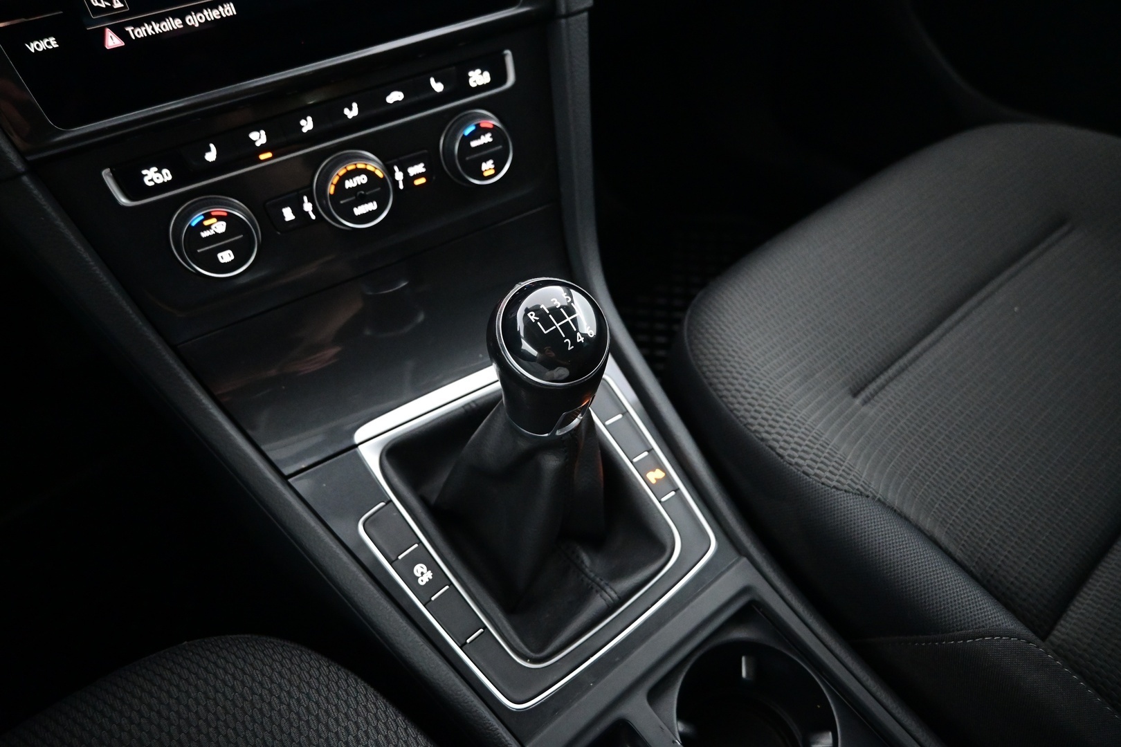 VOLKSWAGEN Golf 2017