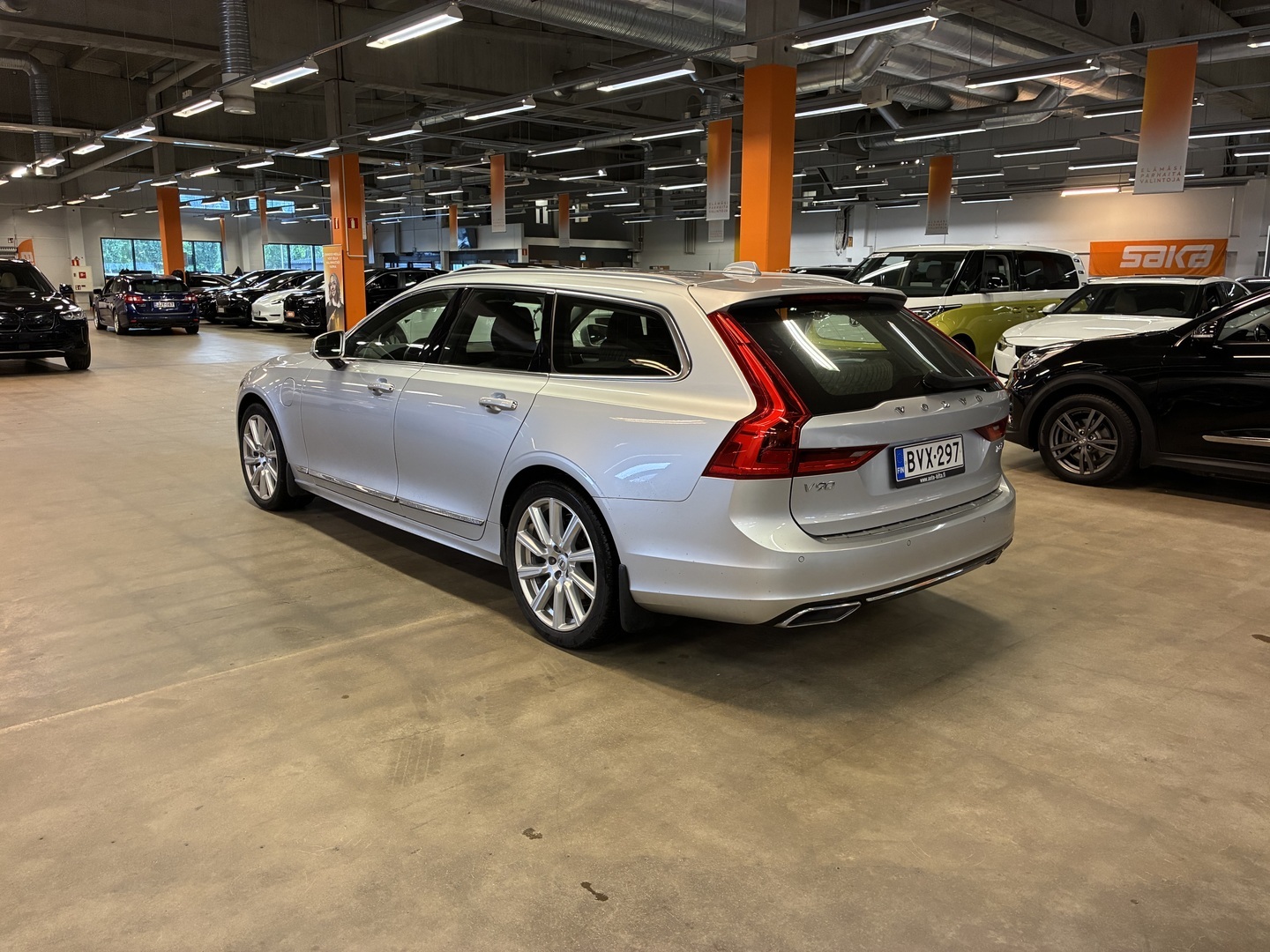 VOLVO V90 2020