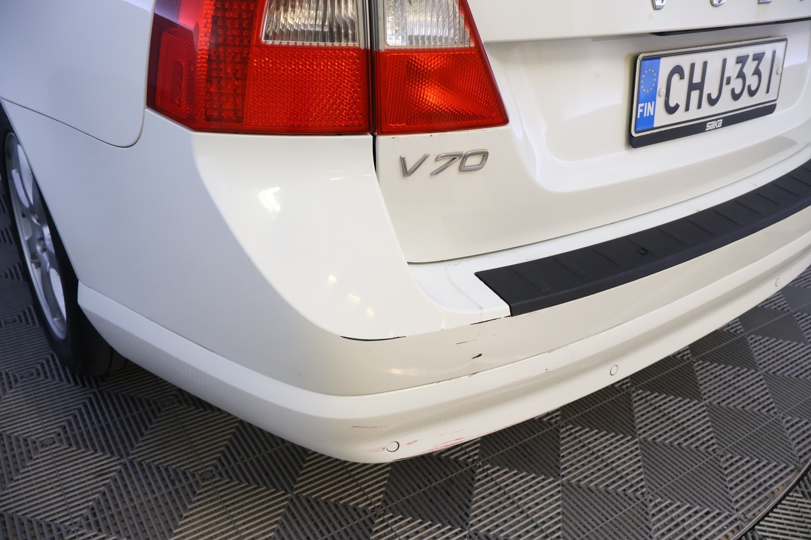 VOLVO V70 2010