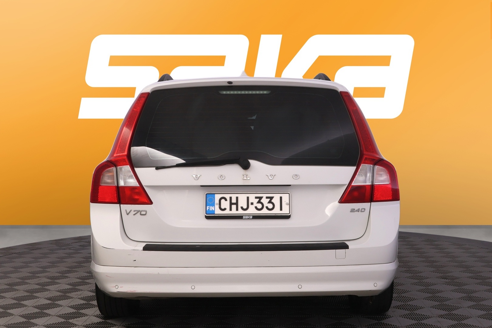 VOLVO V70 2010