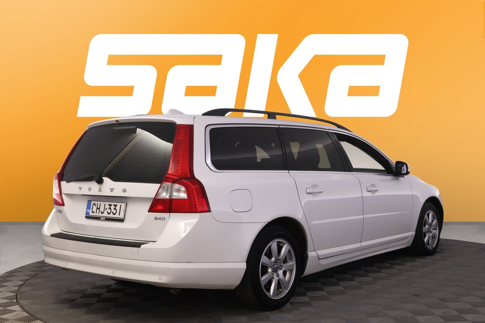 VOLVO V70 2010