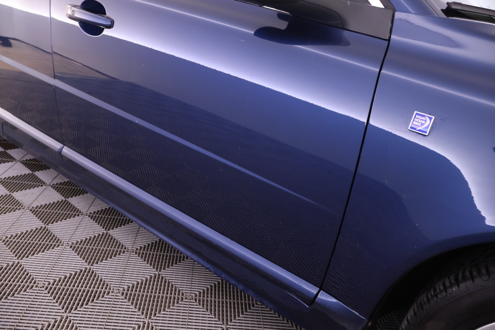 VOLVO V70 2012