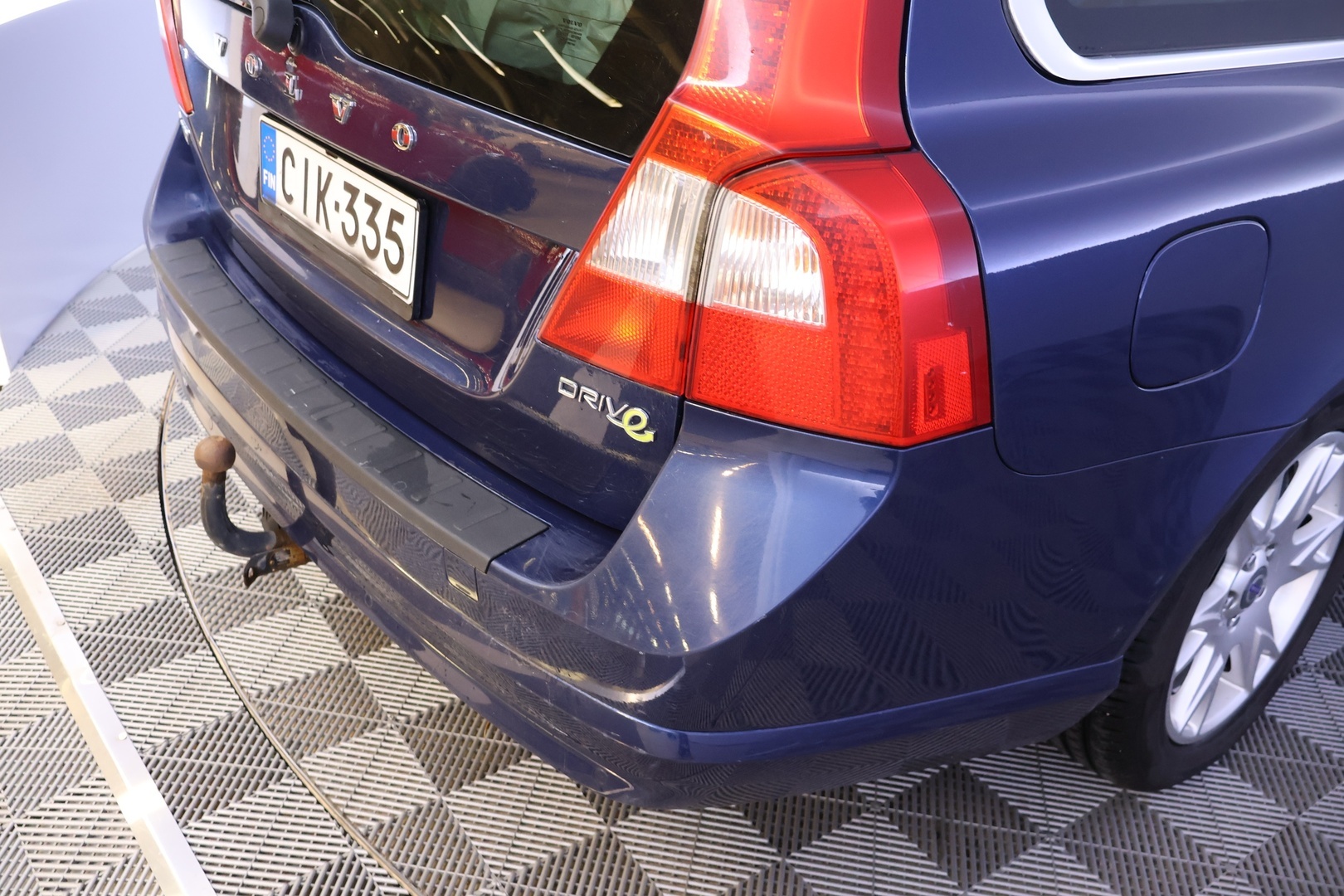 VOLVO V70 2012