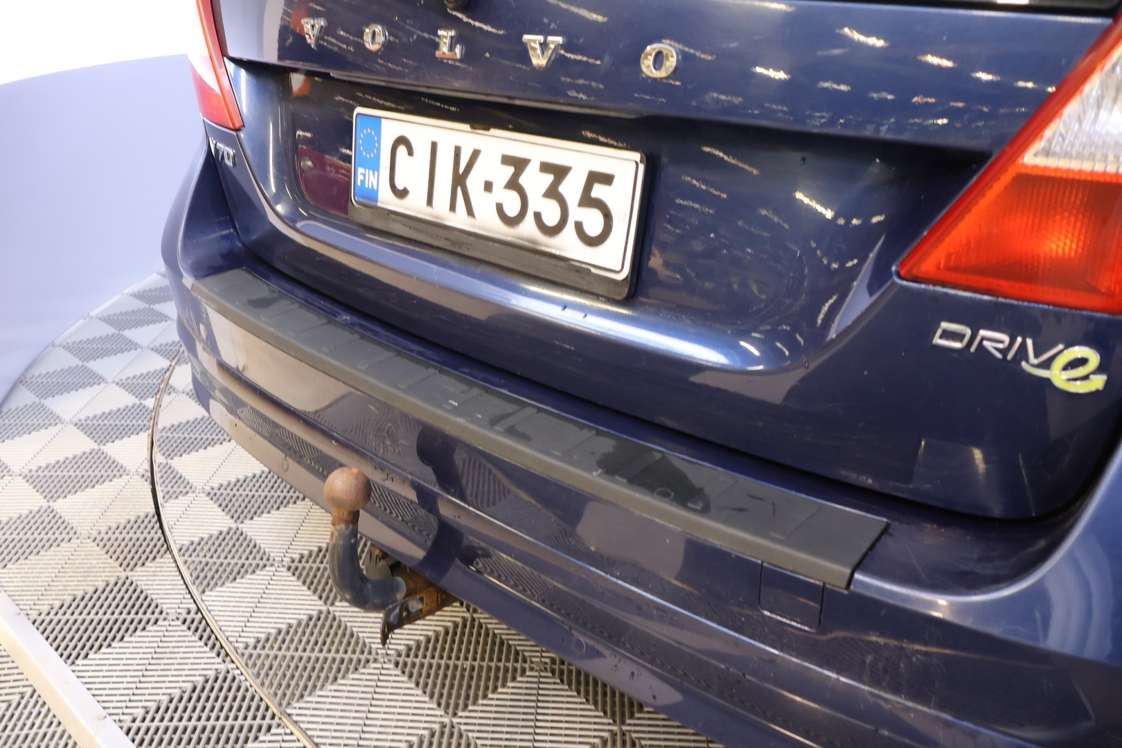 VOLVO V70 2012
