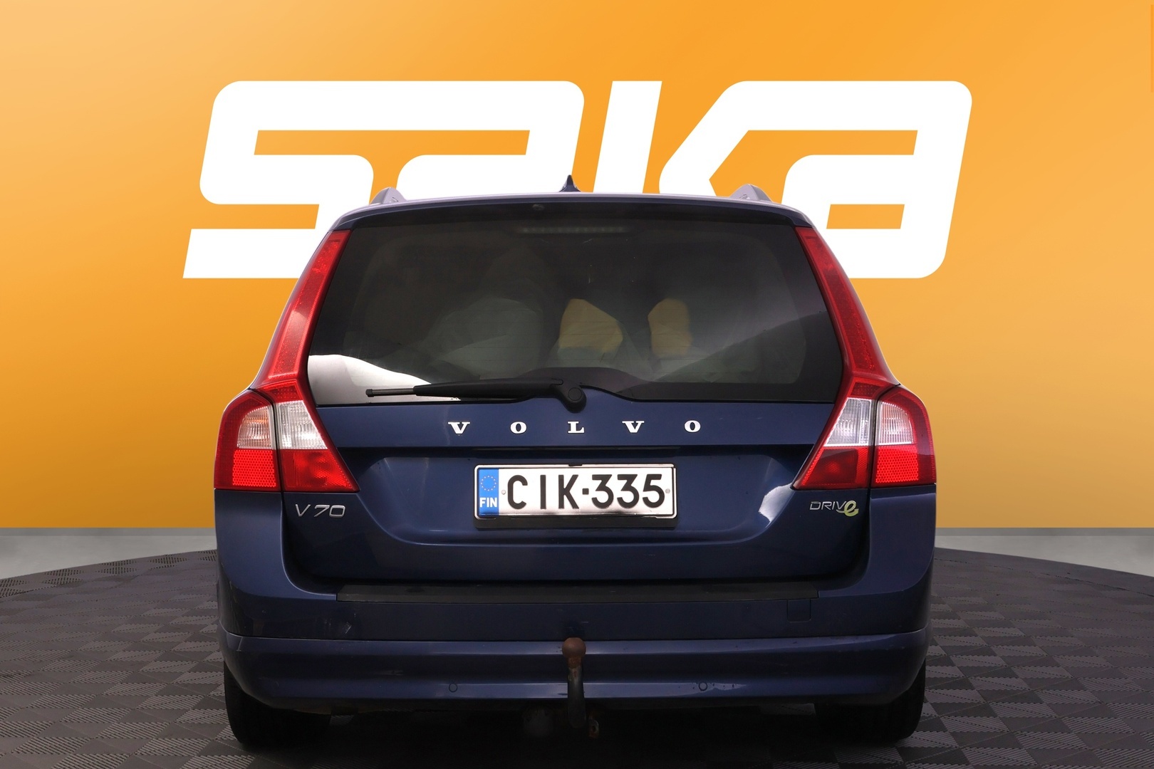 VOLVO V70 2012