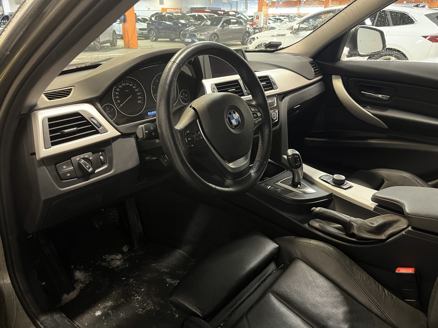 BMW 320 2018