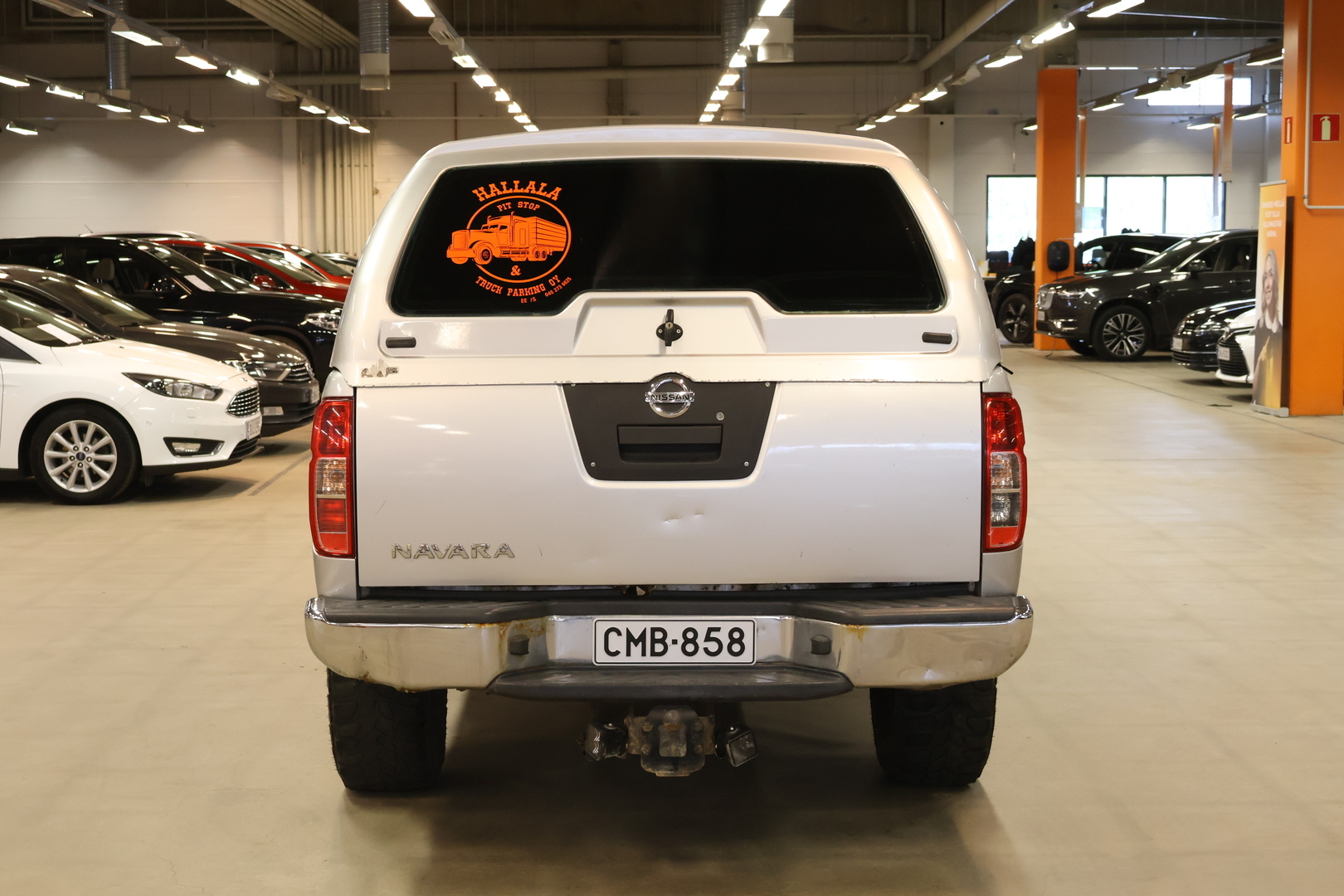 NISSAN Navara 2011