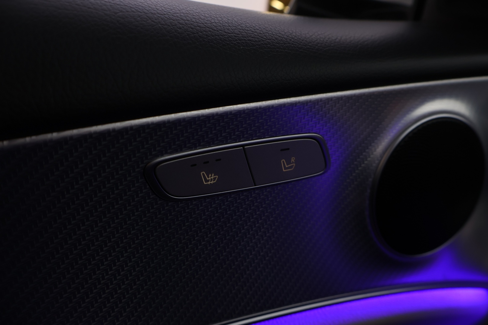 MERCEDES-BENZ E 2019