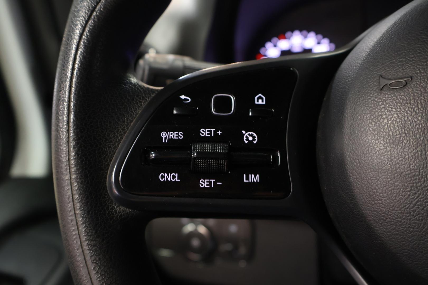 MERCEDES-BENZ Sprinter 2019