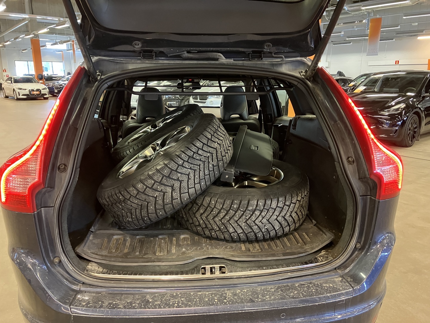 VOLVO XC60 2013