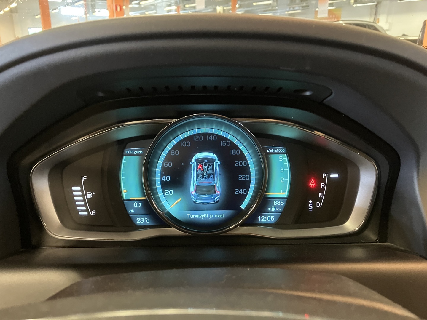 VOLVO XC60 2013