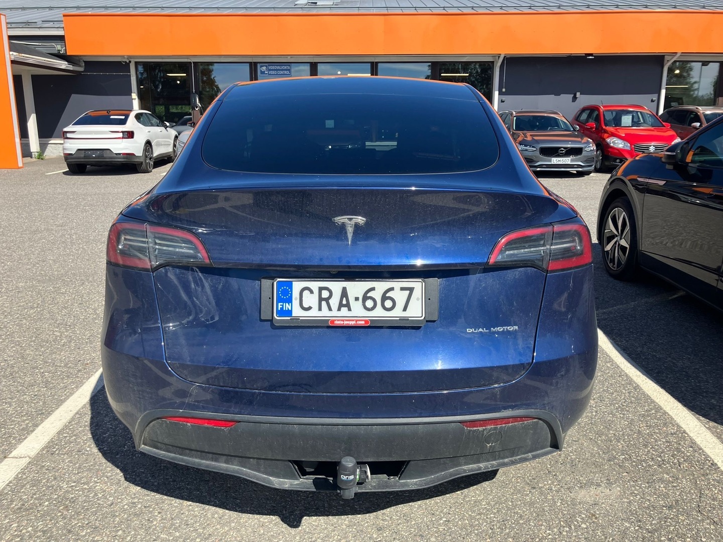 TESLA Model Y 2023