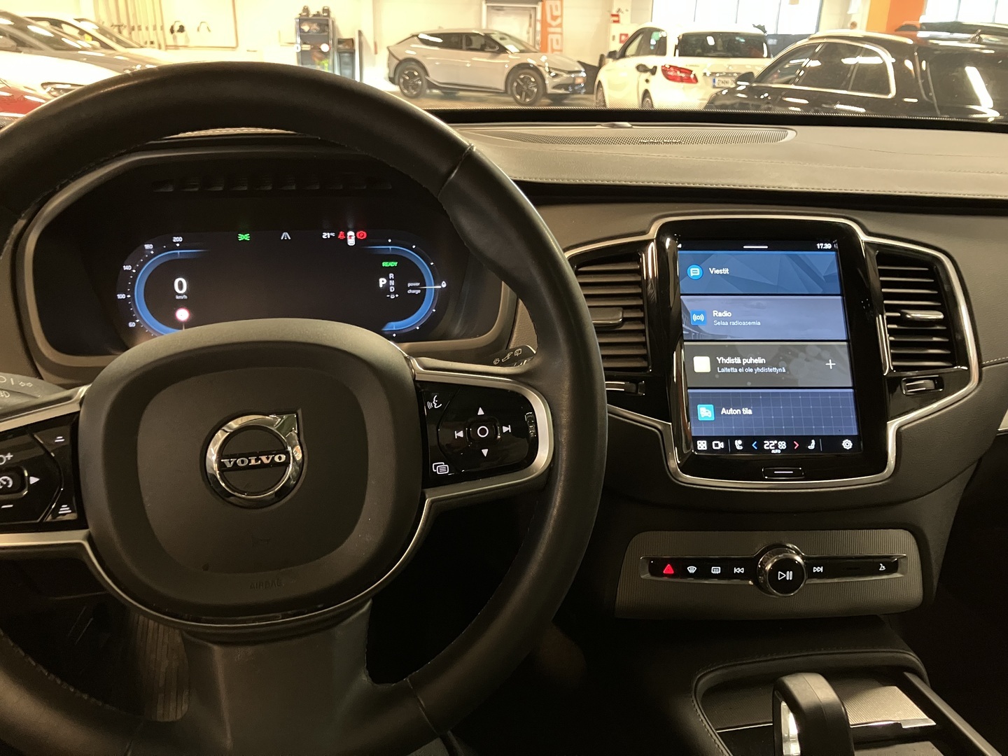 VOLVO XC90 2023