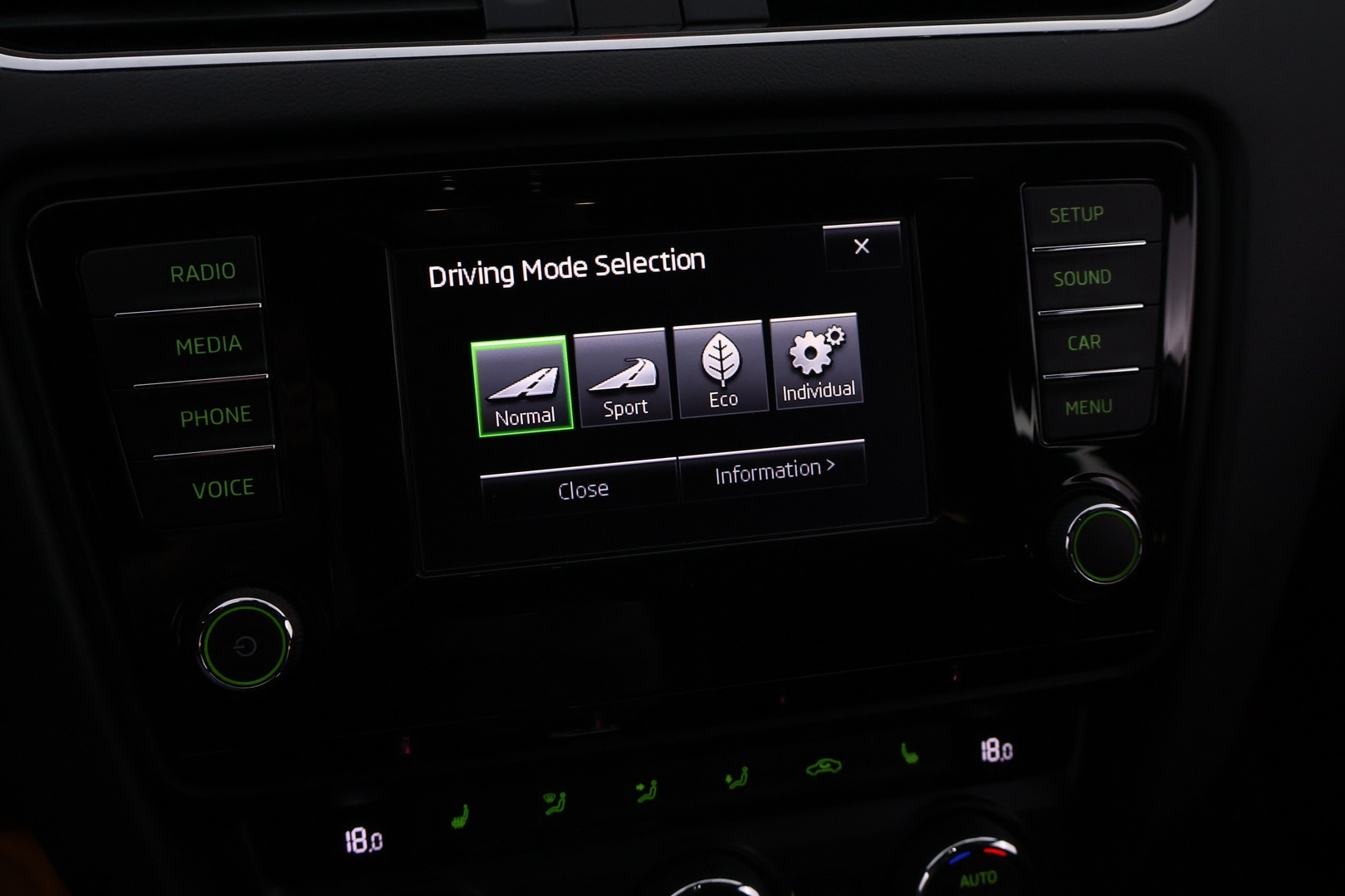 SKODA Octavia 2015