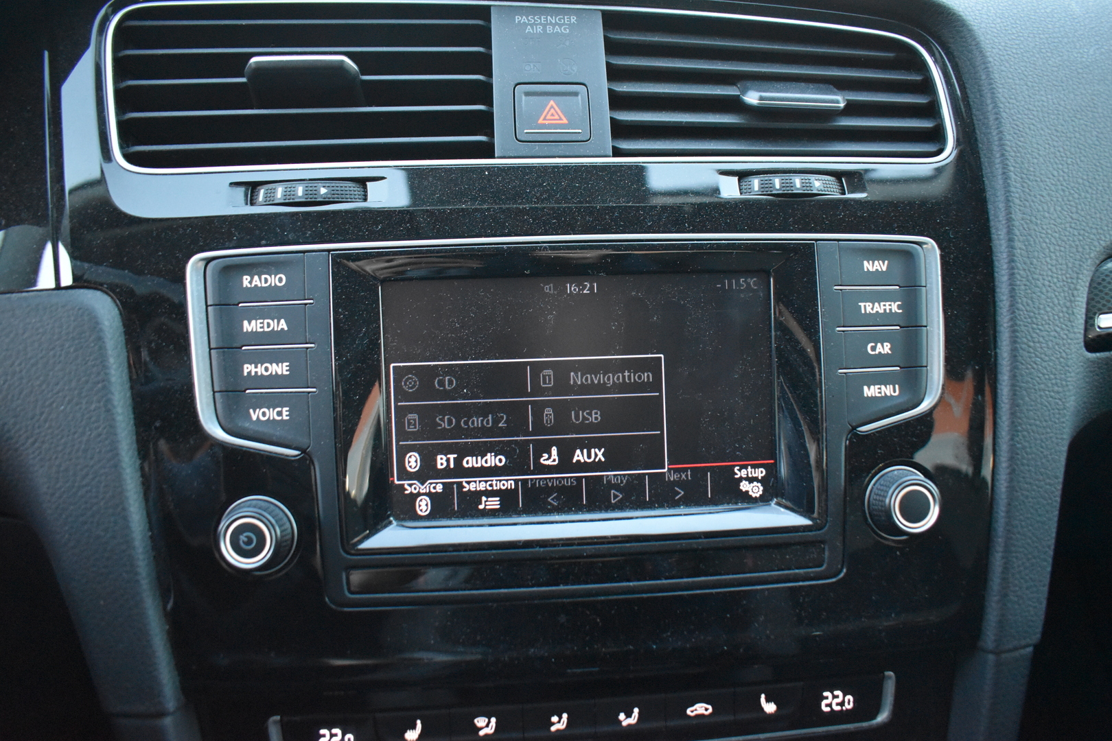 VOLKSWAGEN Golf 2015