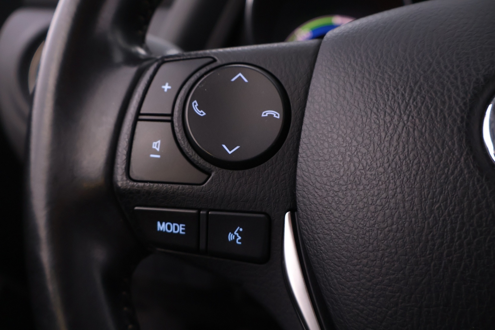 TOYOTA Auris 2017