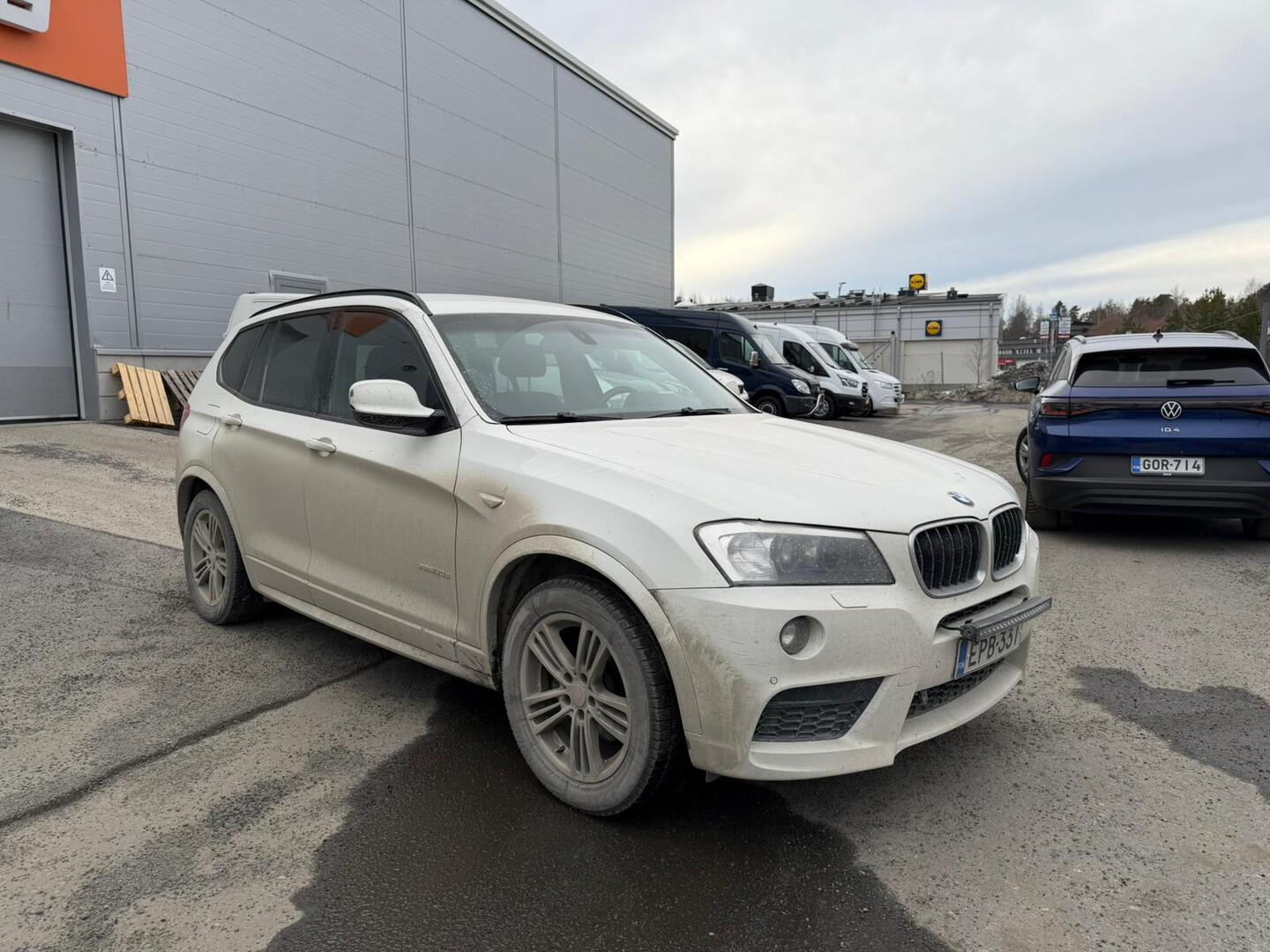 BMW X3 2011
