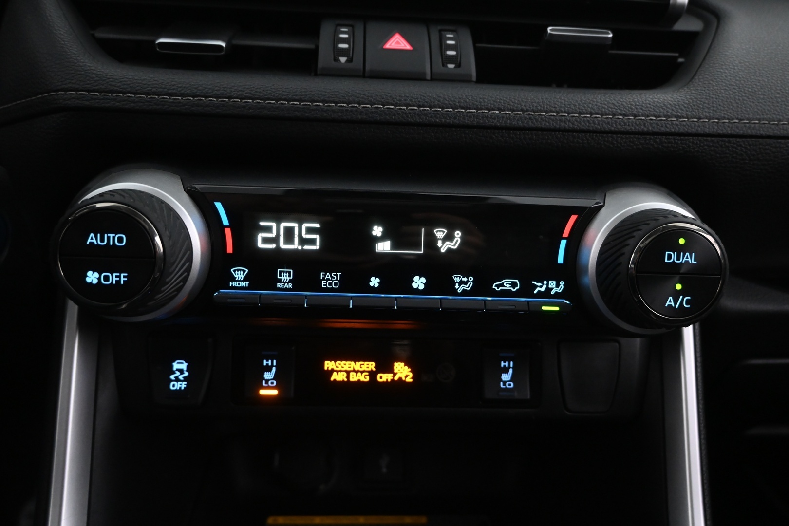 TOYOTA RAV4 2020