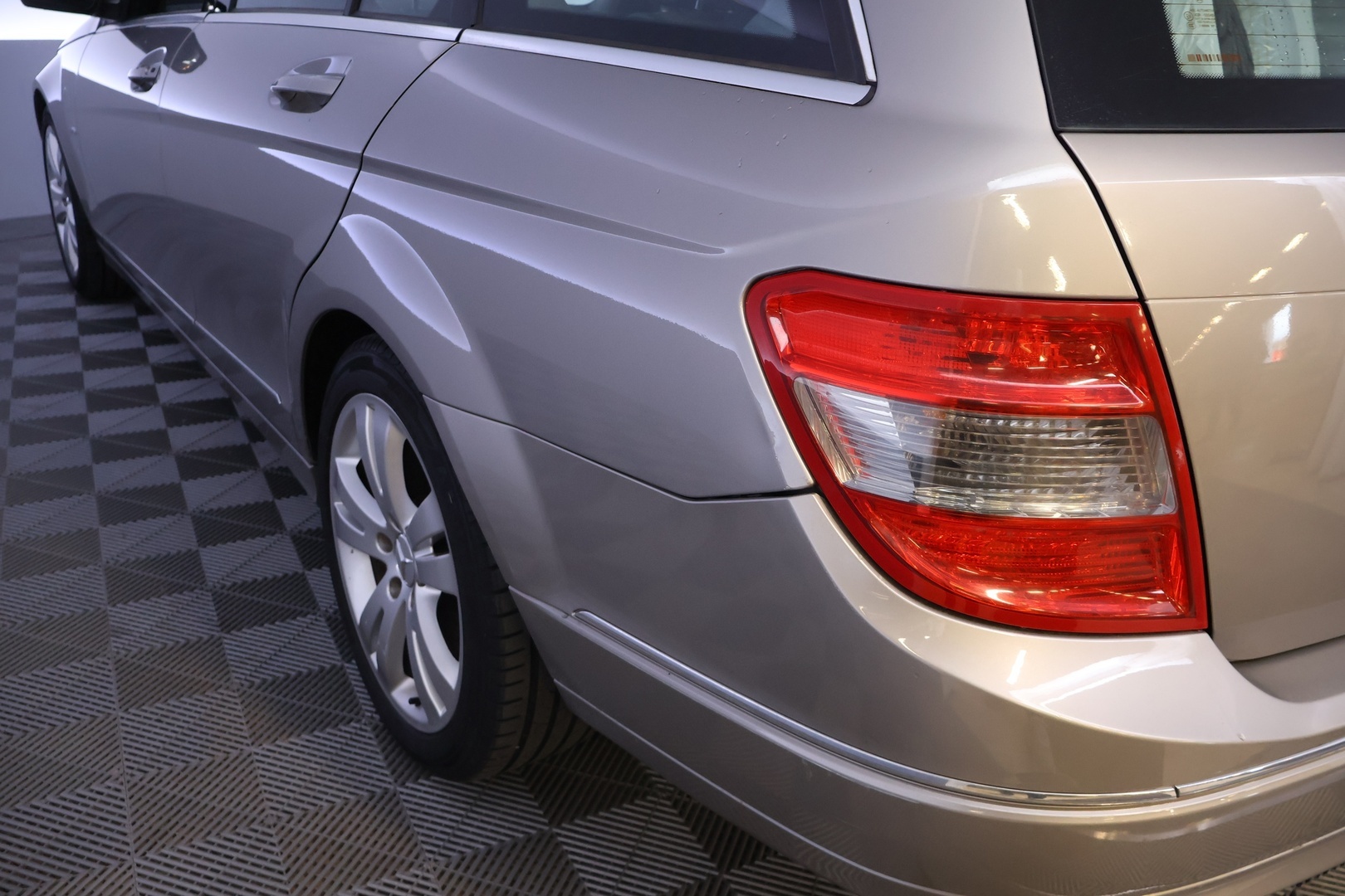 MERCEDES-BENZ C 2008