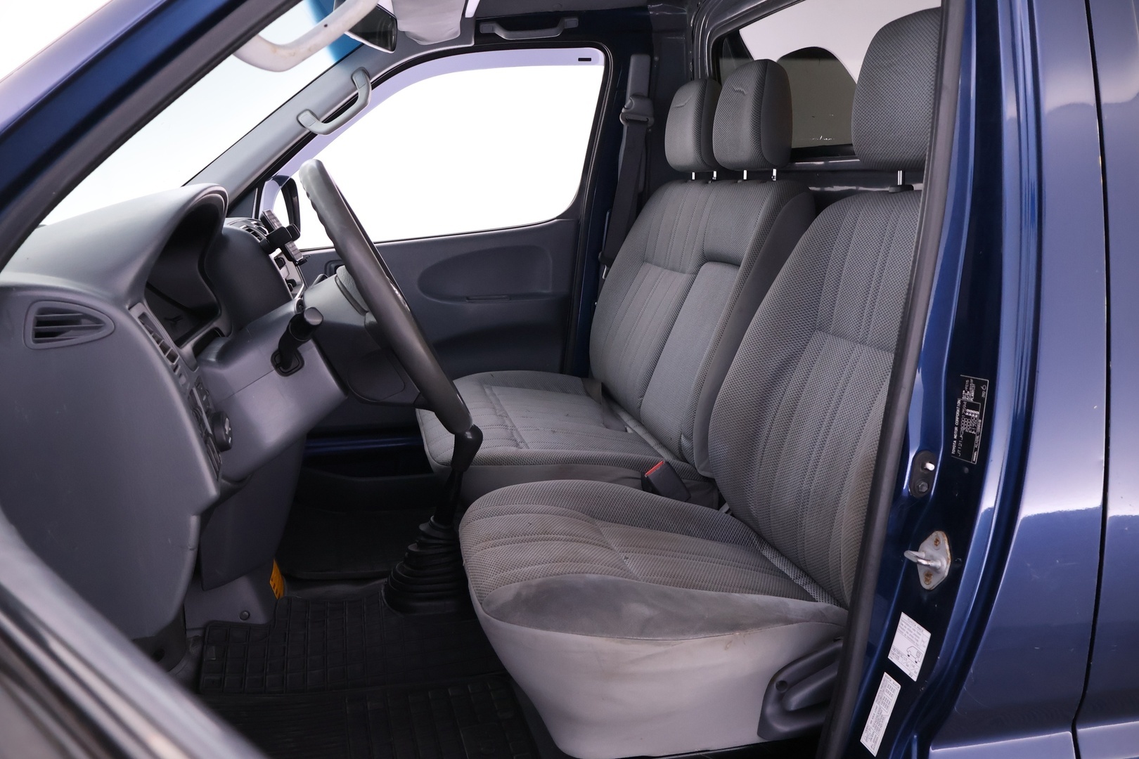TOYOTA Hiace 2007