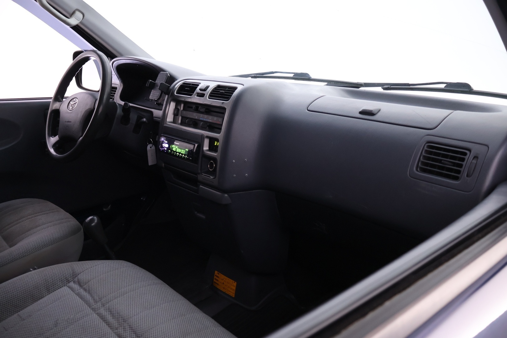 TOYOTA Hiace 2007
