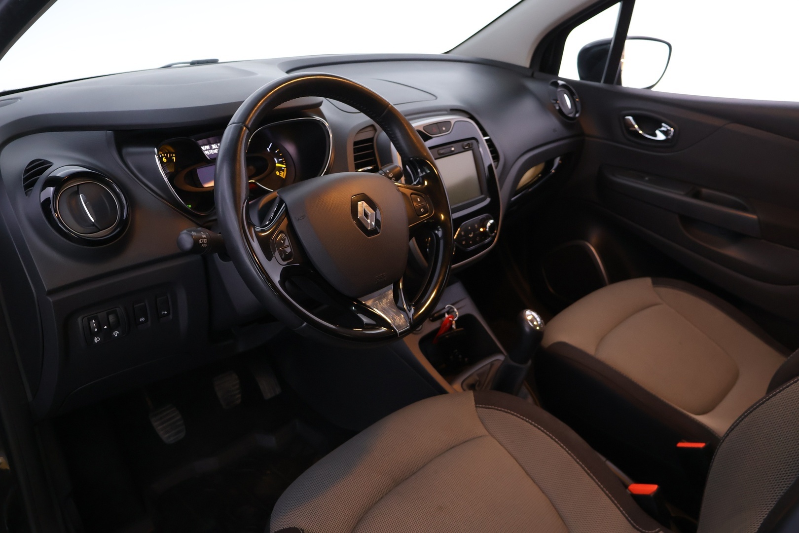 RENAULT Captur 2014