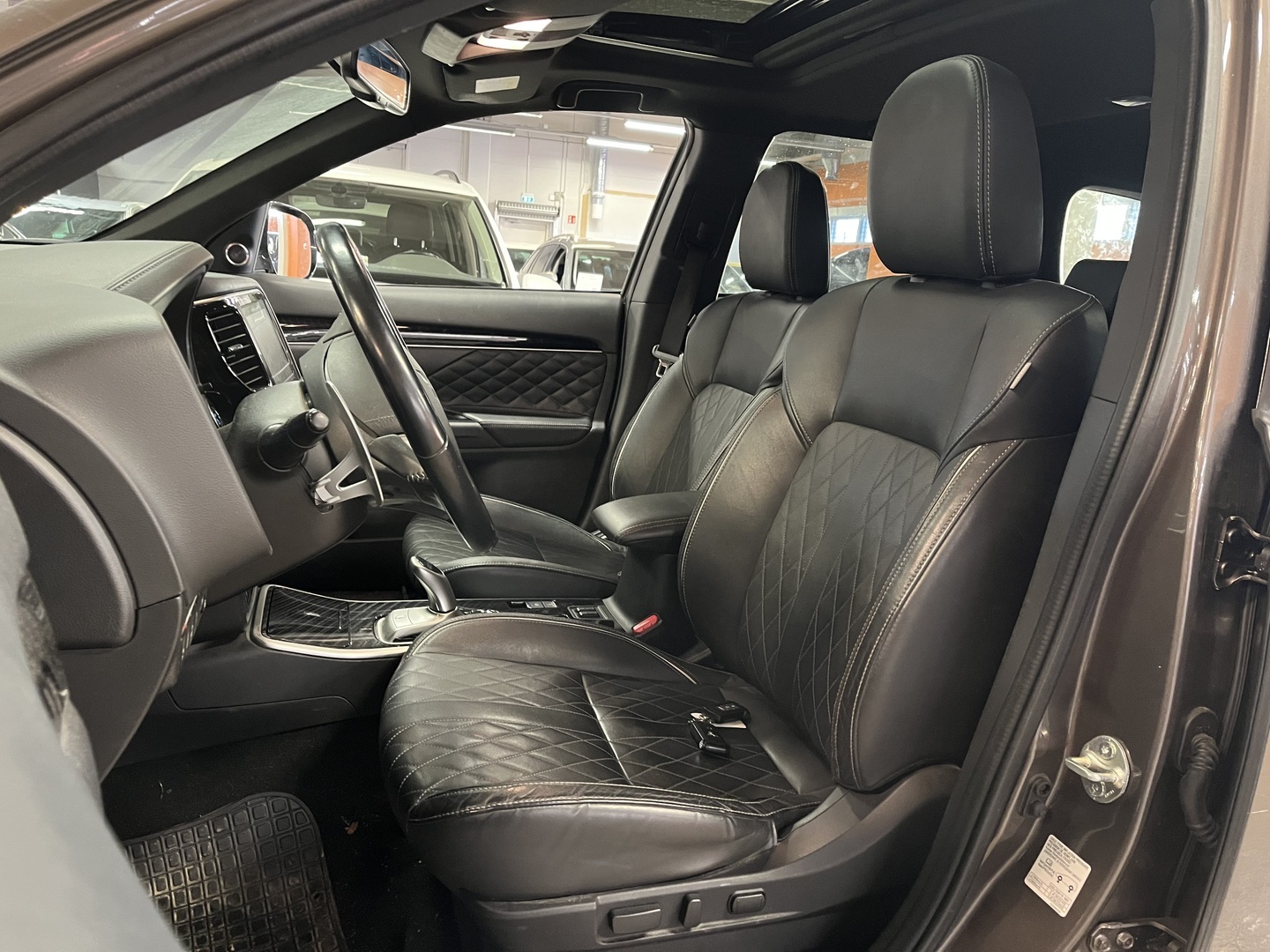 MITSUBISHI Outlander PHEV 2021