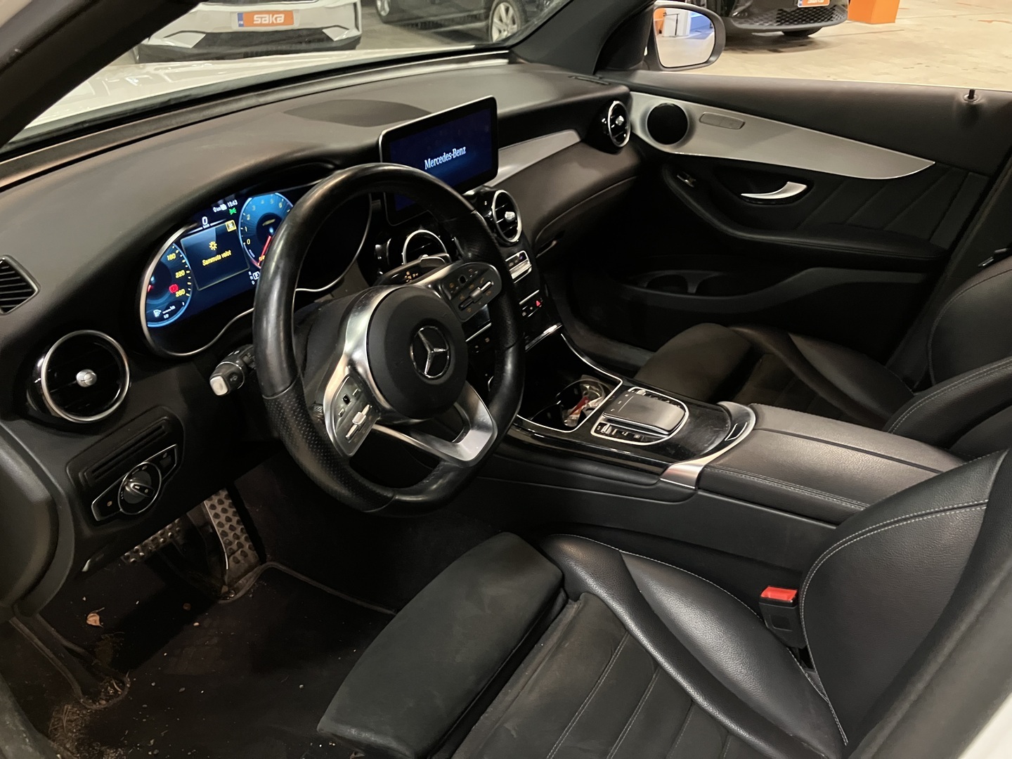 MERCEDES-BENZ GLC 2021