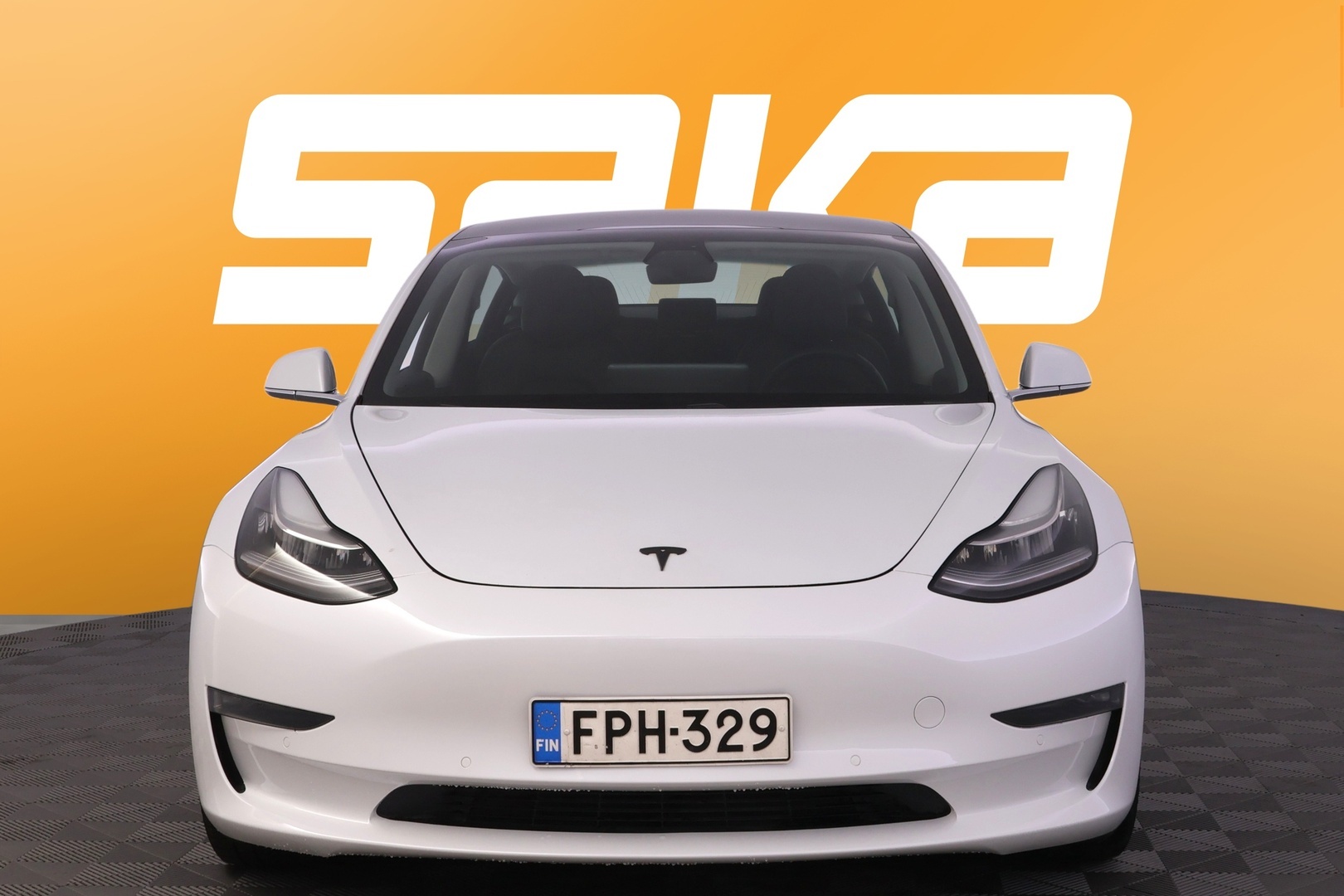 TESLA Model 3 2019
