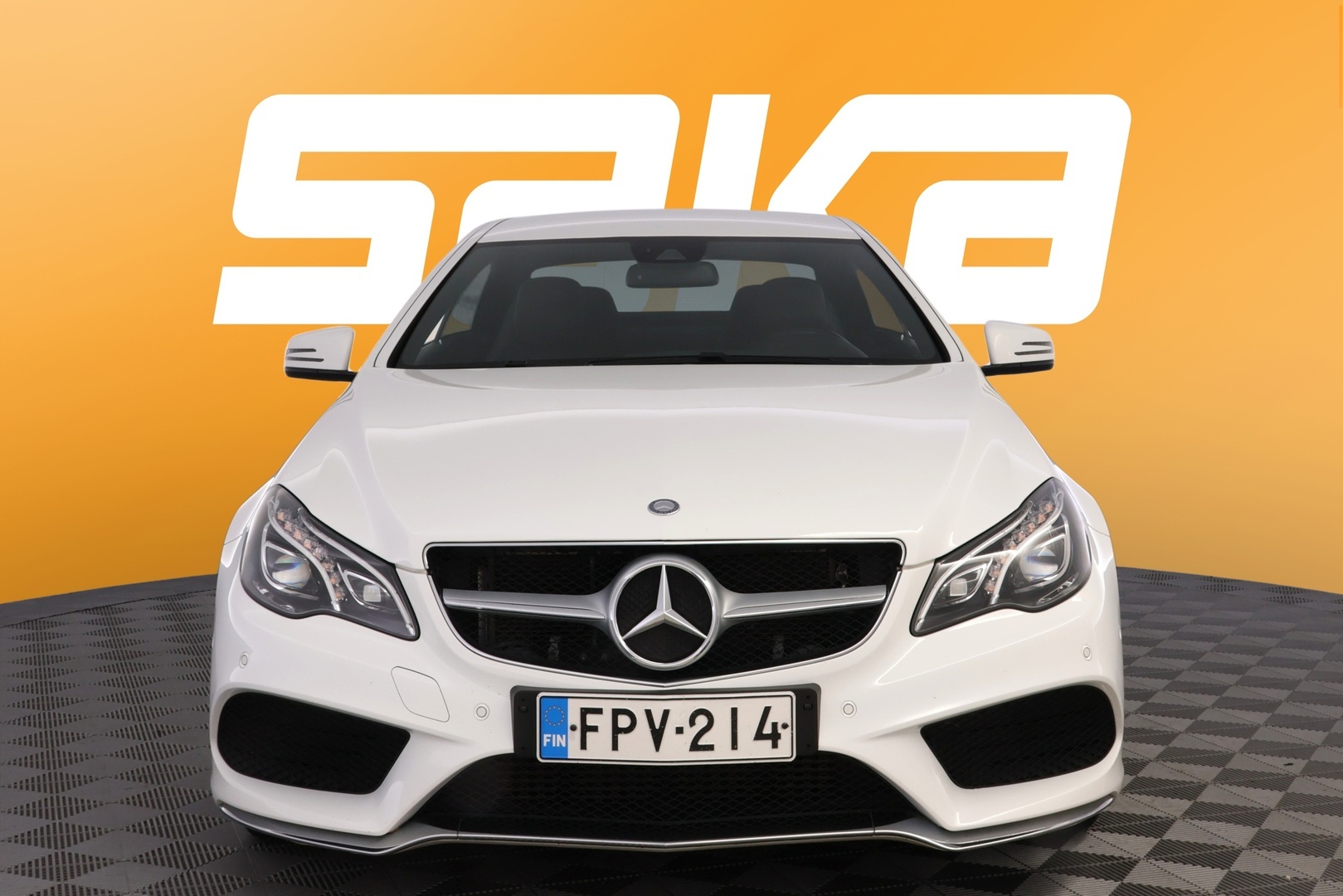 MERCEDES-BENZ E 2014