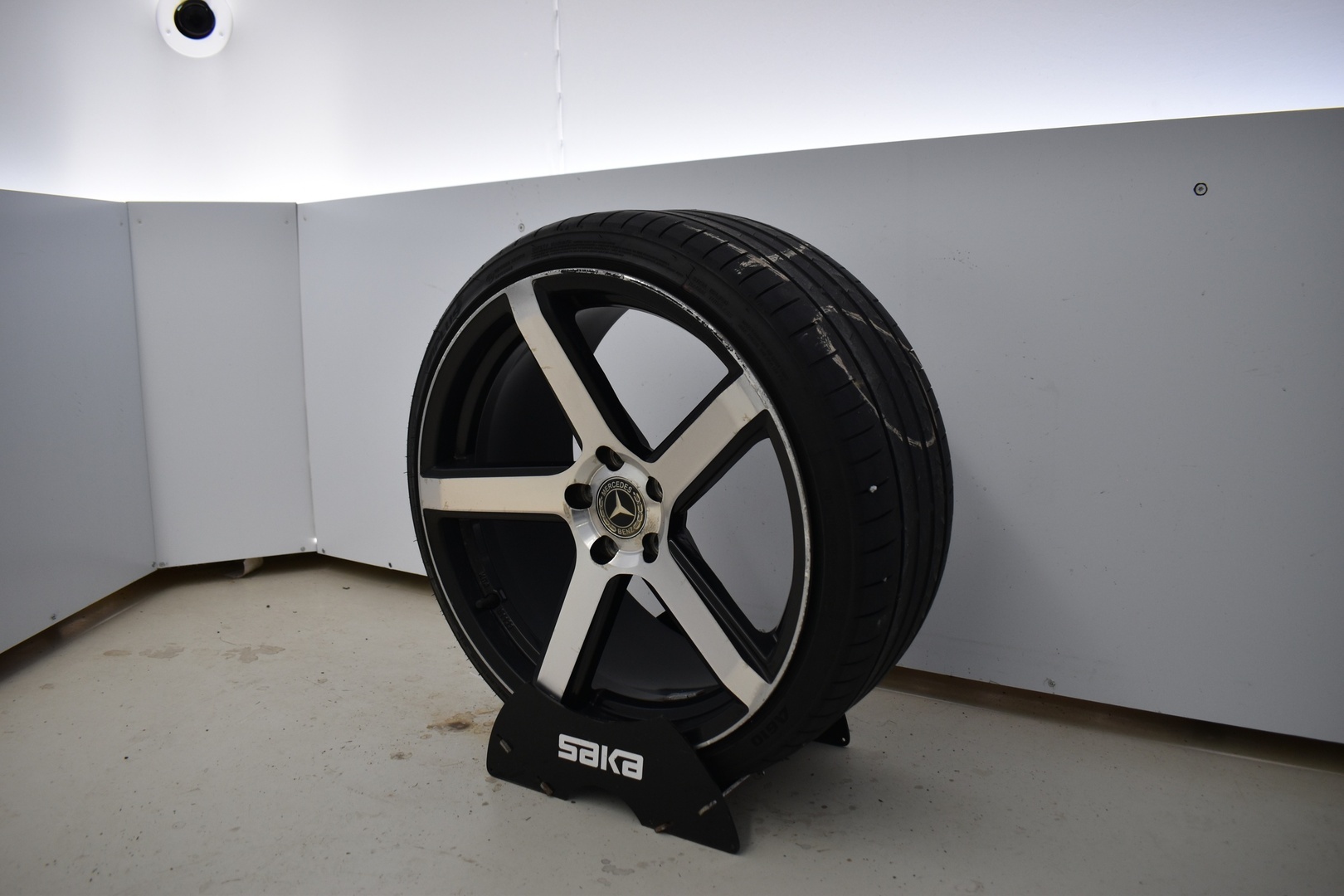 MERCEDES-BENZ E 2014