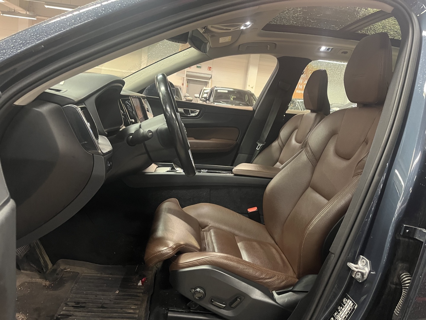 VOLVO XC60 2020