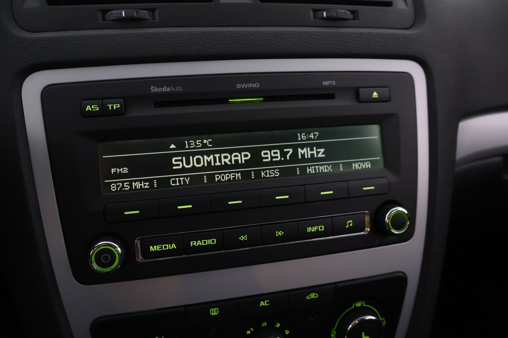 SKODA Octavia 2011