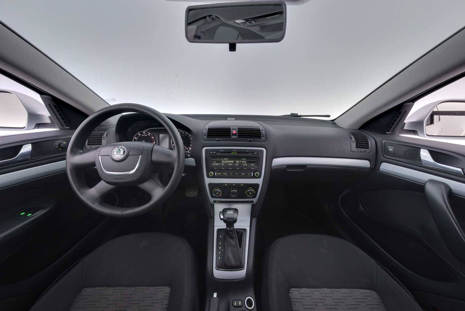 SKODA Octavia 2011